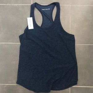 Outdoor Voices Light/Racerback Tank (M)